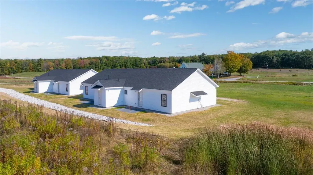 3 Freedom Farm Road Auburn ME 04210