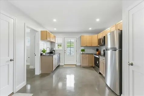 3 Freedom Farm Road Auburn ME 04210