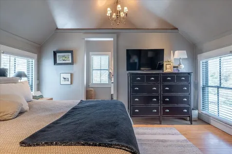 17 Mountain Street Camden ME 04843