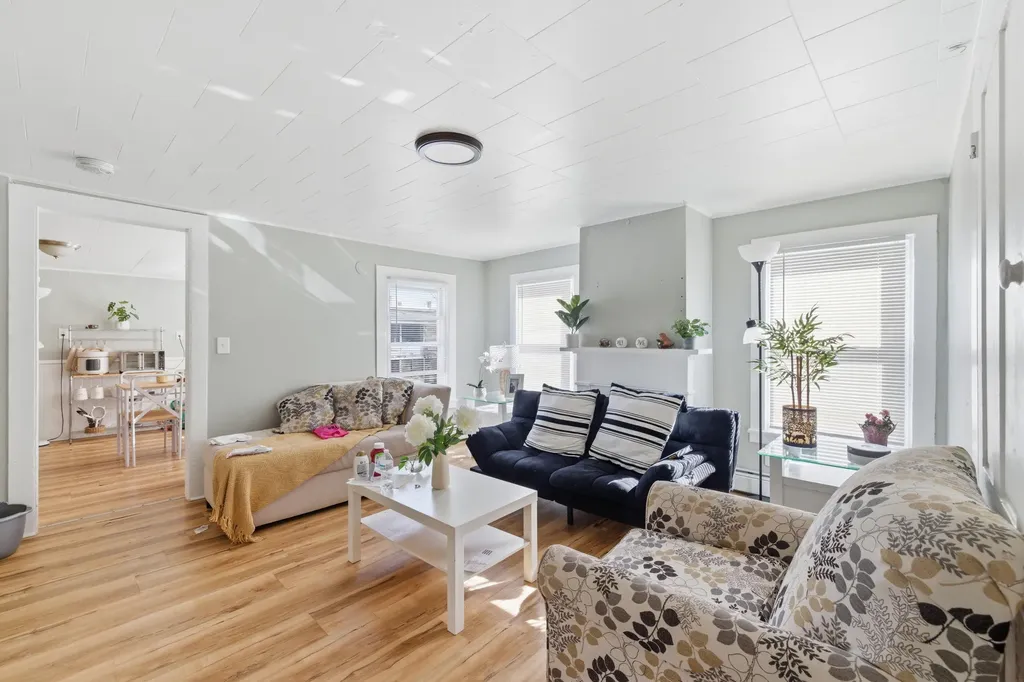 17 Wentworth Street Biddeford ME 04005