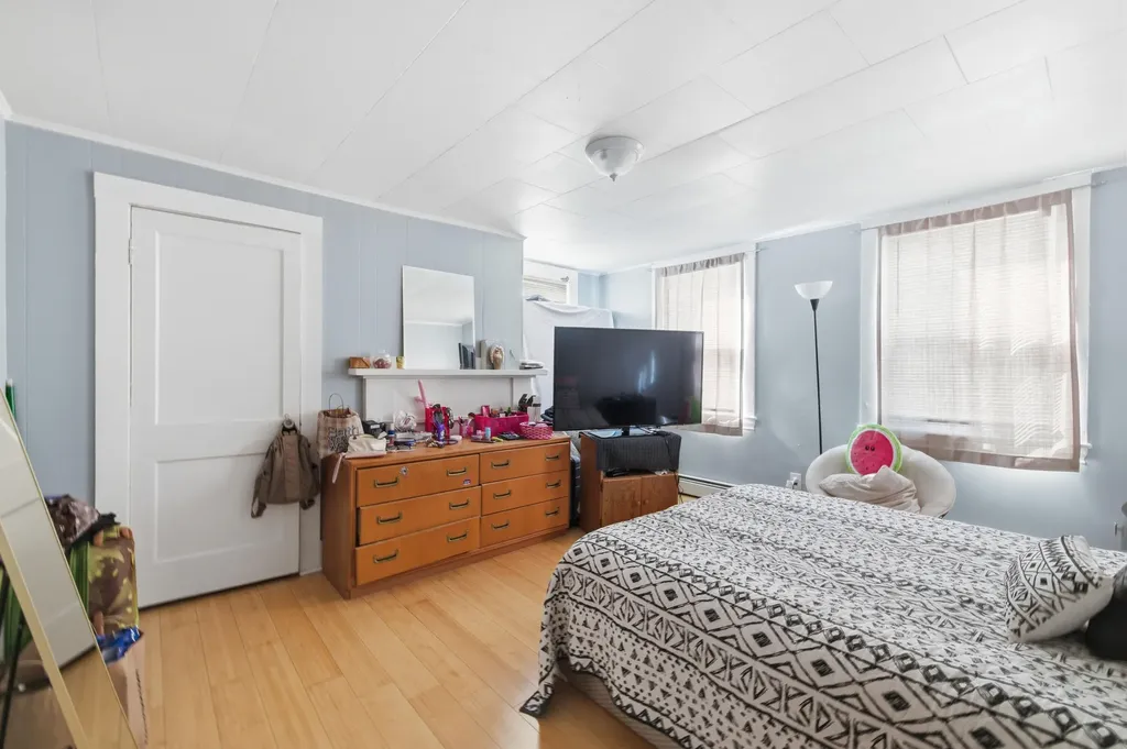 17 Wentworth Street Biddeford ME 04005