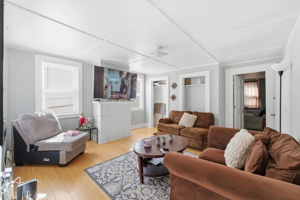 17 Wentworth Street Biddeford ME 04005