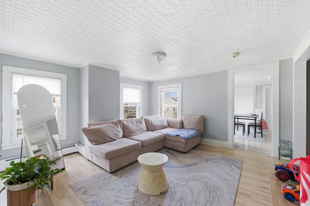 17 Wentworth Street Biddeford ME 04005