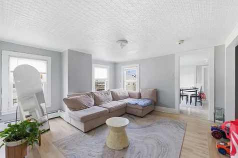 17 Wentworth Street Biddeford ME 04005