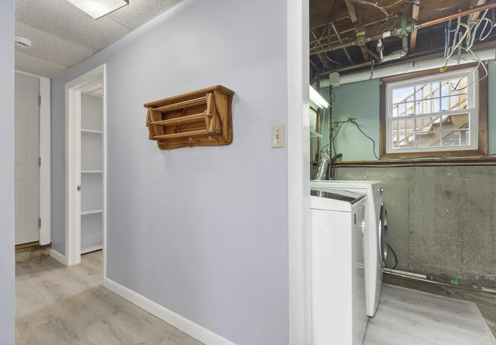 14 Spruce Lane Gorham ME 04038