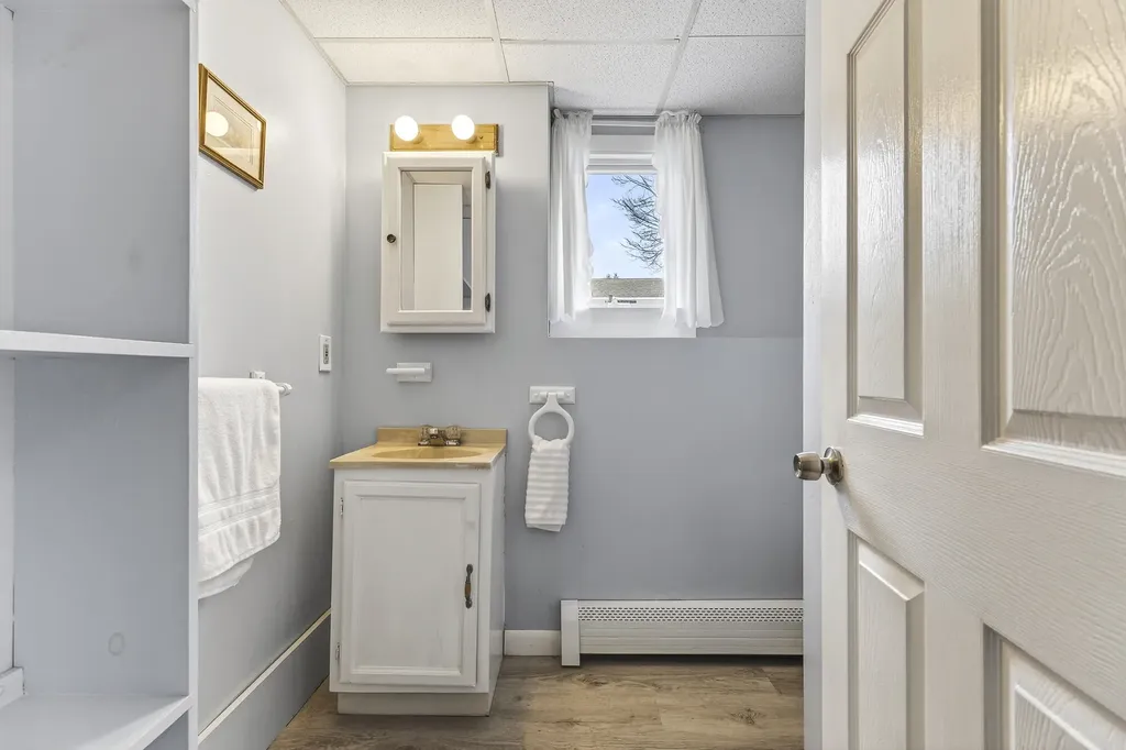 14 Spruce Lane Gorham ME 04038