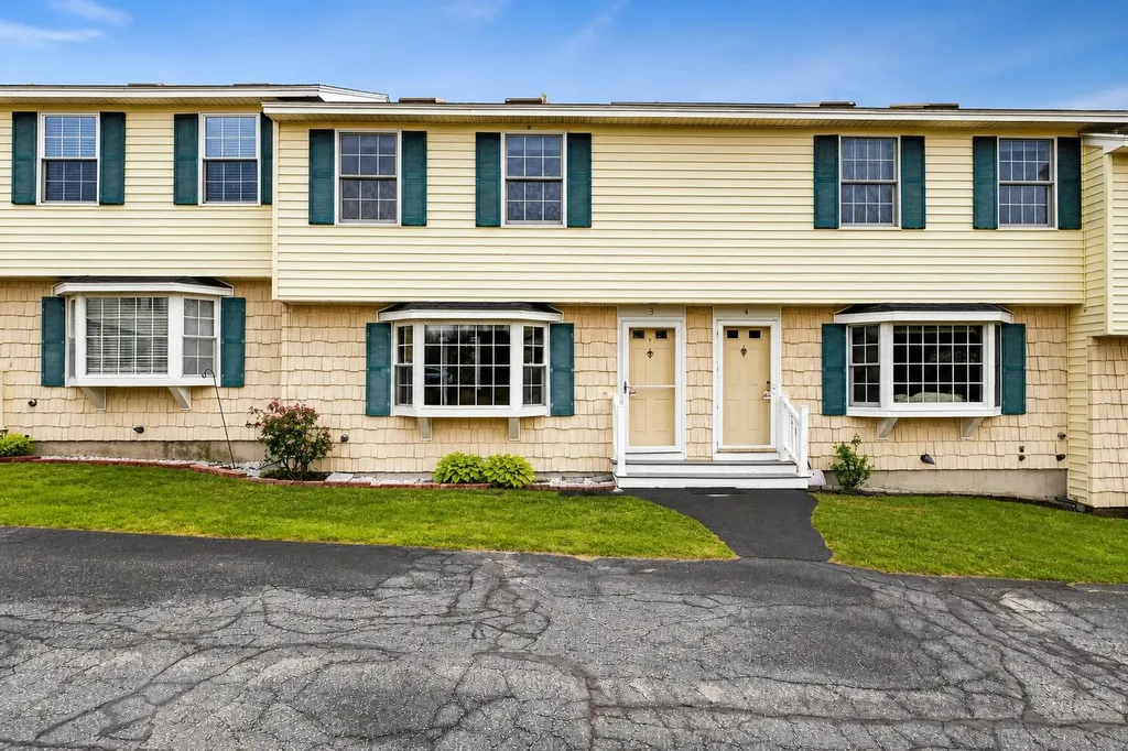 91 Western Avenue Biddeford ME 04005