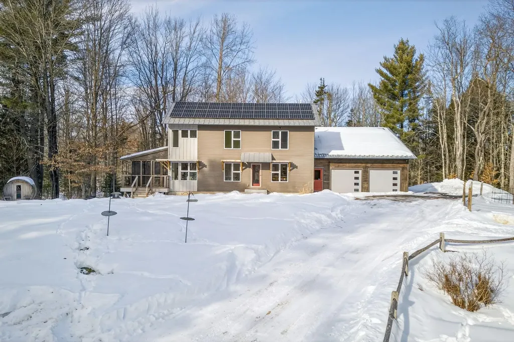 28 Nyasa Lane Brunswick ME 04011