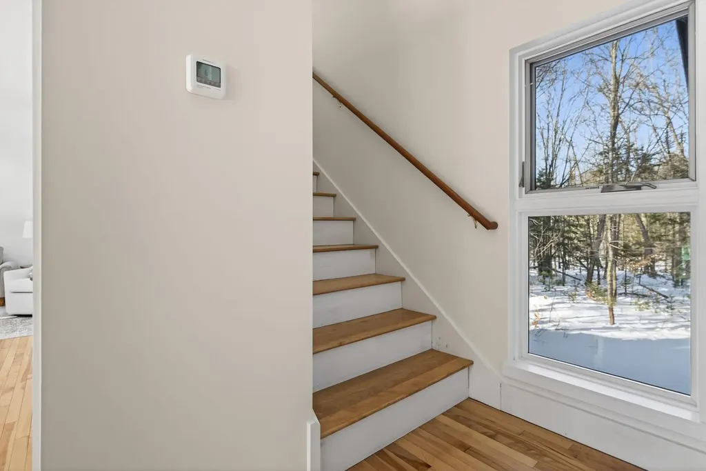 28 Nyasa Lane Brunswick ME 04011