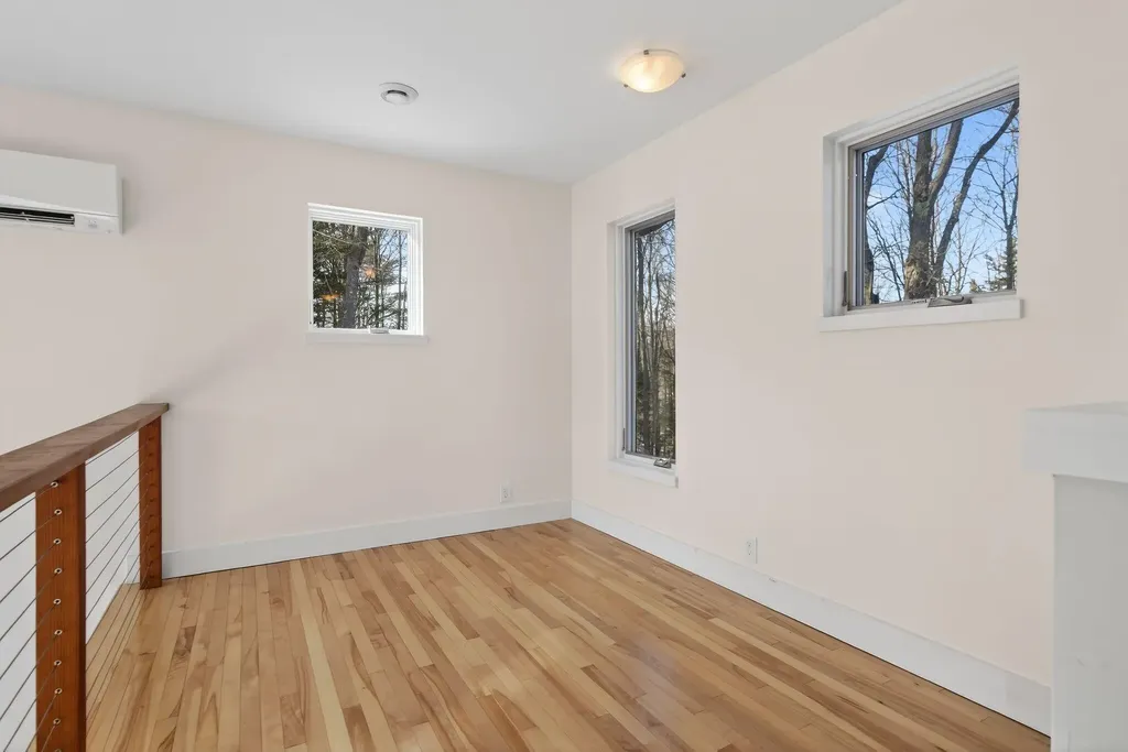 28 Nyasa Lane Brunswick ME 04011