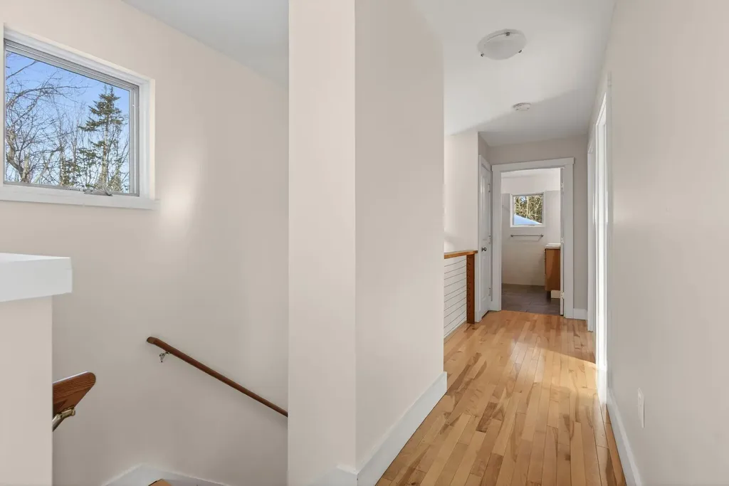 28 Nyasa Lane Brunswick ME 04011
