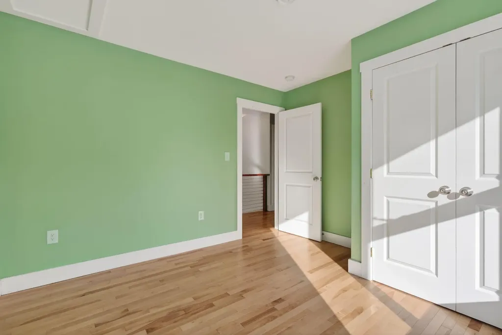 28 Nyasa Lane Brunswick ME 04011