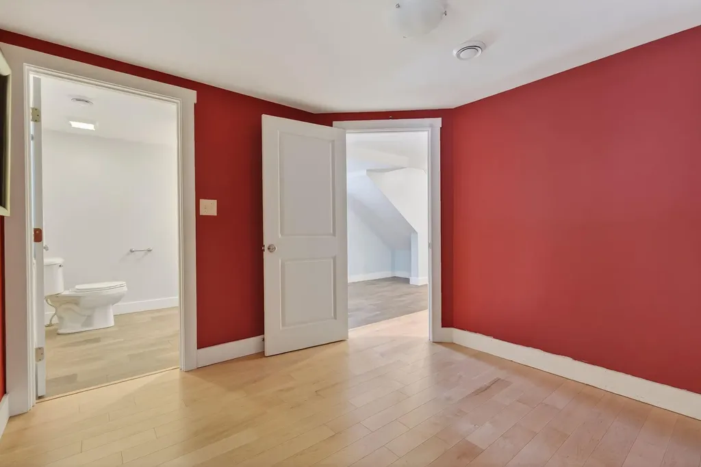 28 Nyasa Lane Brunswick ME 04011