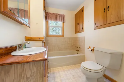 24 Washington Street Milbridge ME 04658