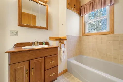 24 Washington Street Milbridge ME 04658
