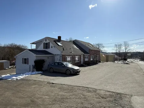 585 Maine Avenue Farmingdale ME 04344