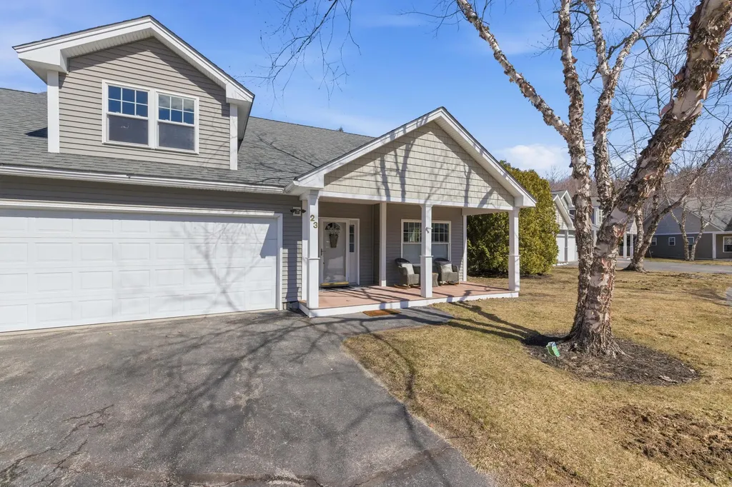 23 Gables Way Old Orchard Beach ME 04064