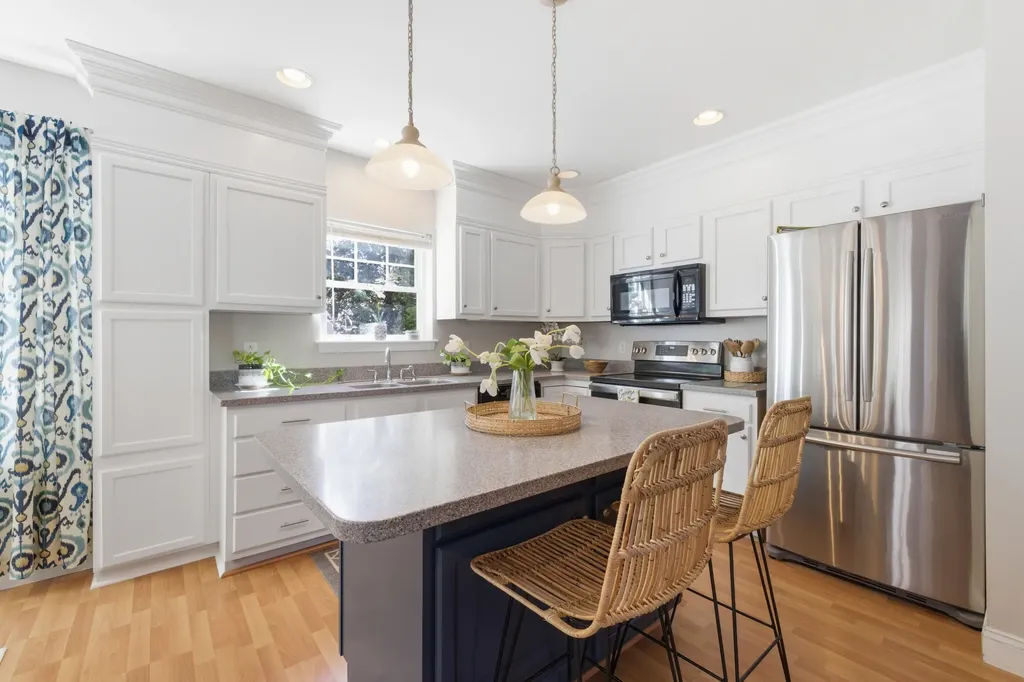23 Gables Way Old Orchard Beach ME 04064