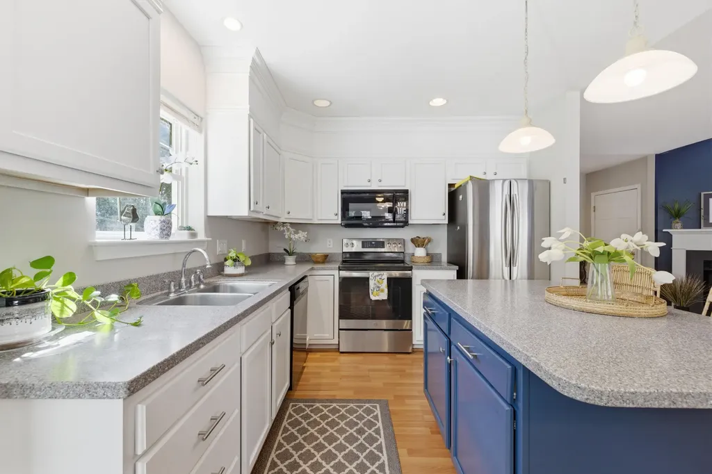 23 Gables Way Old Orchard Beach ME 04064