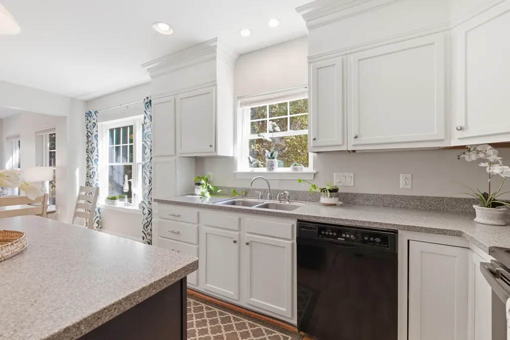 23 Gables Way Old Orchard Beach ME 04064