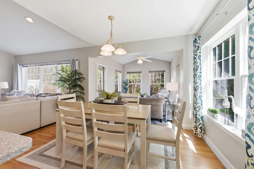 23 Gables Way Old Orchard Beach ME 04064