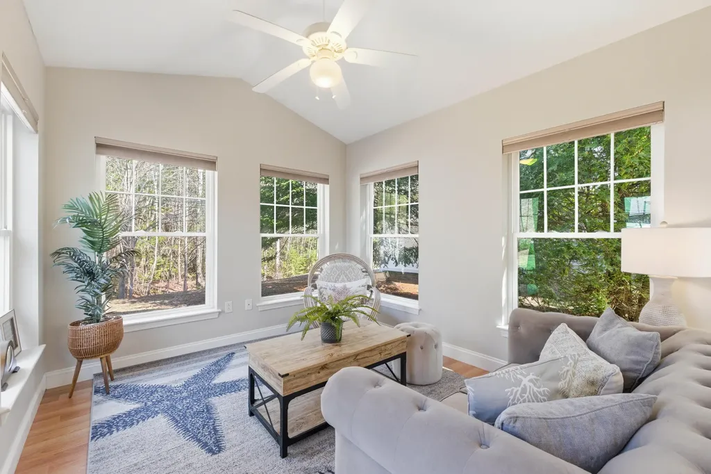 23 Gables Way Old Orchard Beach ME 04064