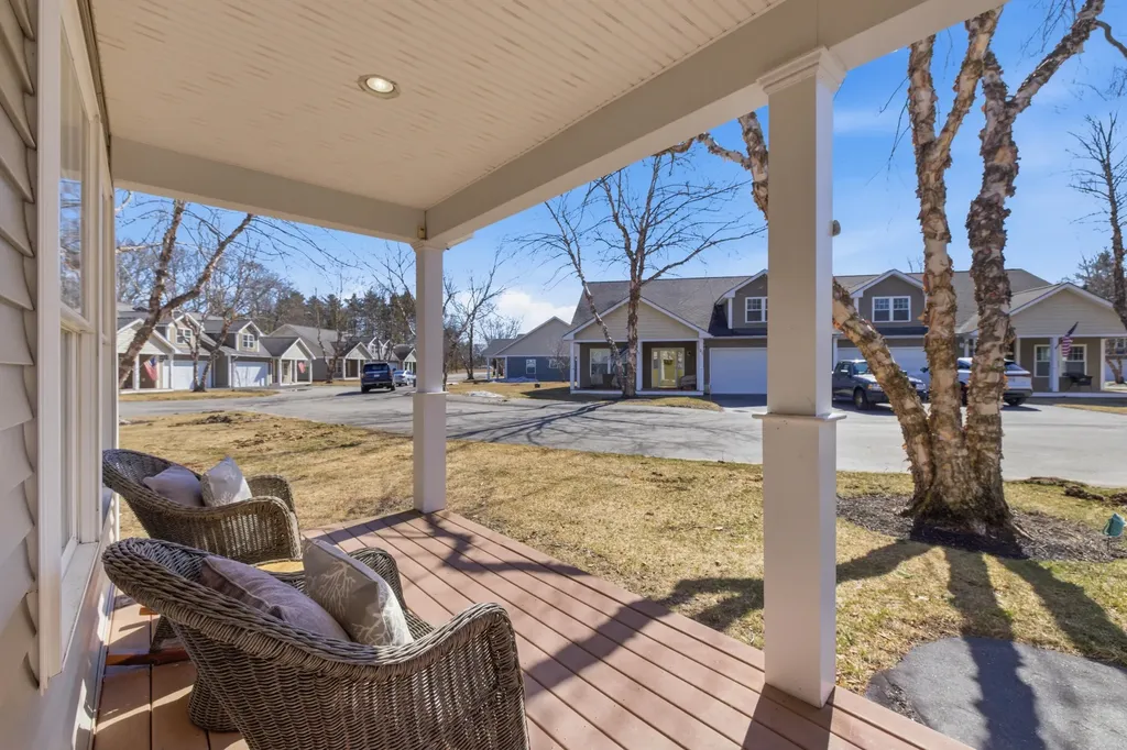 23 Gables Way Old Orchard Beach ME 04064