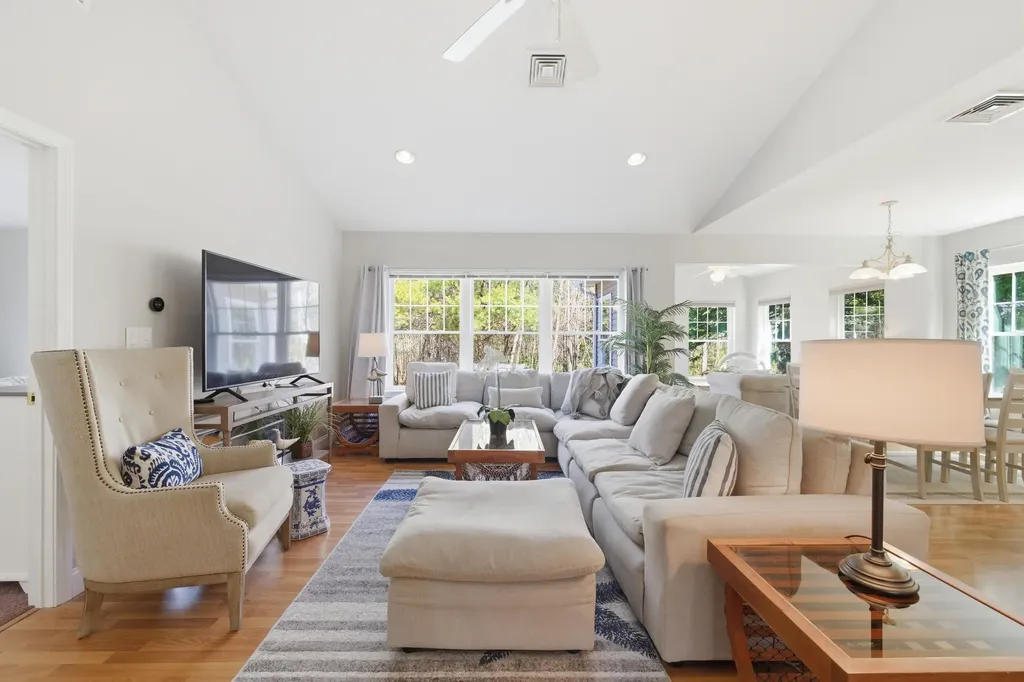 23 Gables Way Old Orchard Beach ME 04064