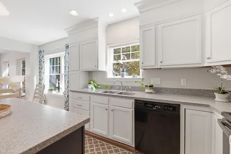 23 Gables Way Old Orchard Beach ME 04064