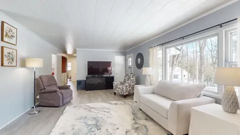 2 Forest Hill Terrace Orono ME 04473