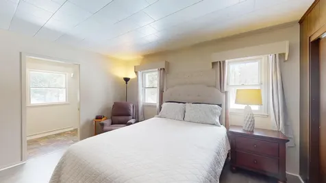 2 Forest Hill Terrace Orono ME 04473