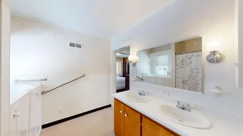 2 Forest Hill Terrace Orono ME 04473