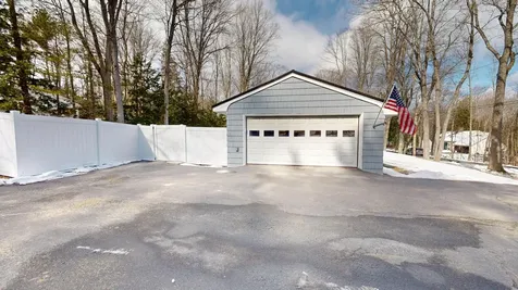 2 Forest Hill Terrace Orono ME 04473
