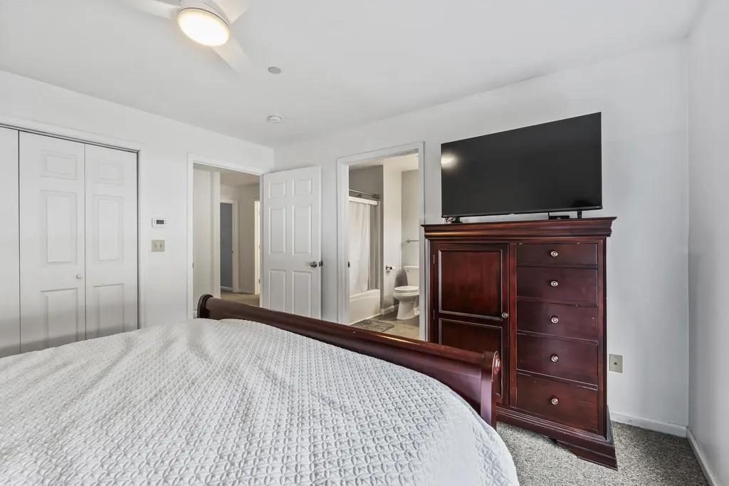 25 Beaver Pond Road Brunswick ME 04011