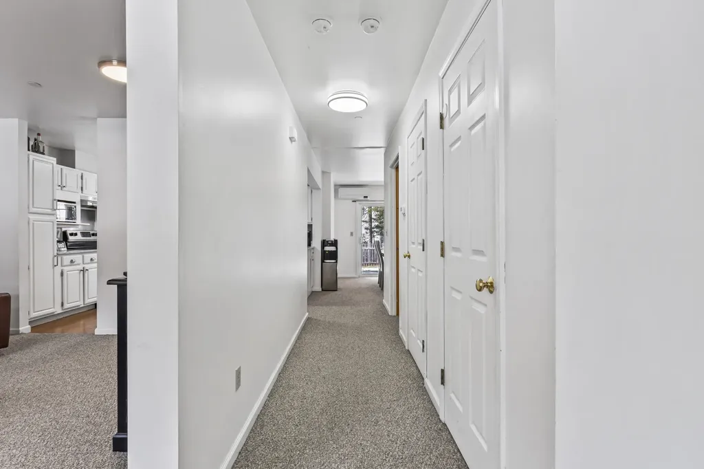 25 Beaver Pond Road Brunswick ME 04011