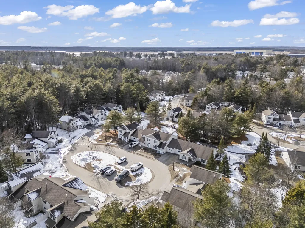 25 Beaver Pond Road Brunswick ME 04011