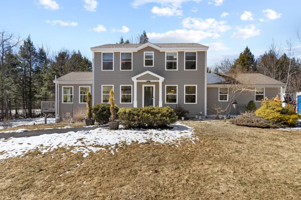 17 Northern Oaks Drive Gray ME 04039