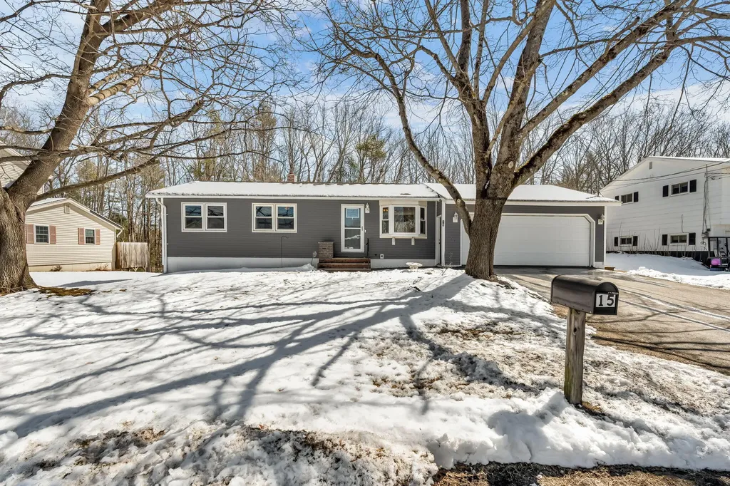 15 Mitchell Street Lewiston ME 04240