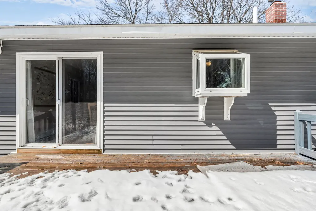 15 Mitchell Street Lewiston ME 04240