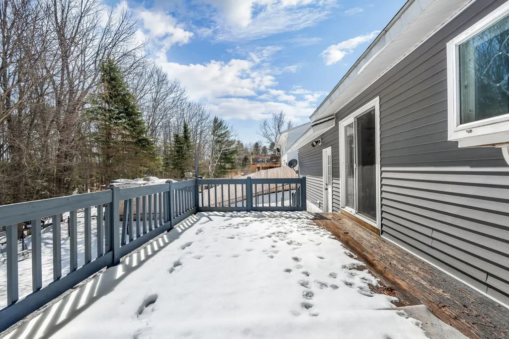 15 Mitchell Street Lewiston ME 04240