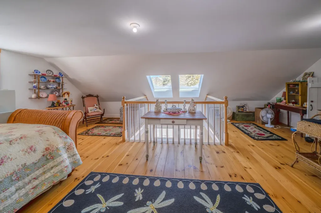 4 Kaler Road Belfast ME 04915