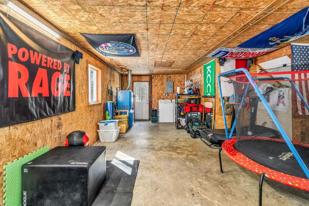 25 Mountain High Drive Orrington ME 04474