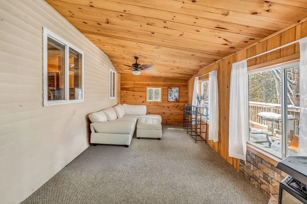 25 Mountain High Drive Orrington ME 04474