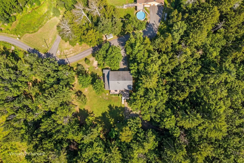 25 Mountain High Drive Orrington ME 04474