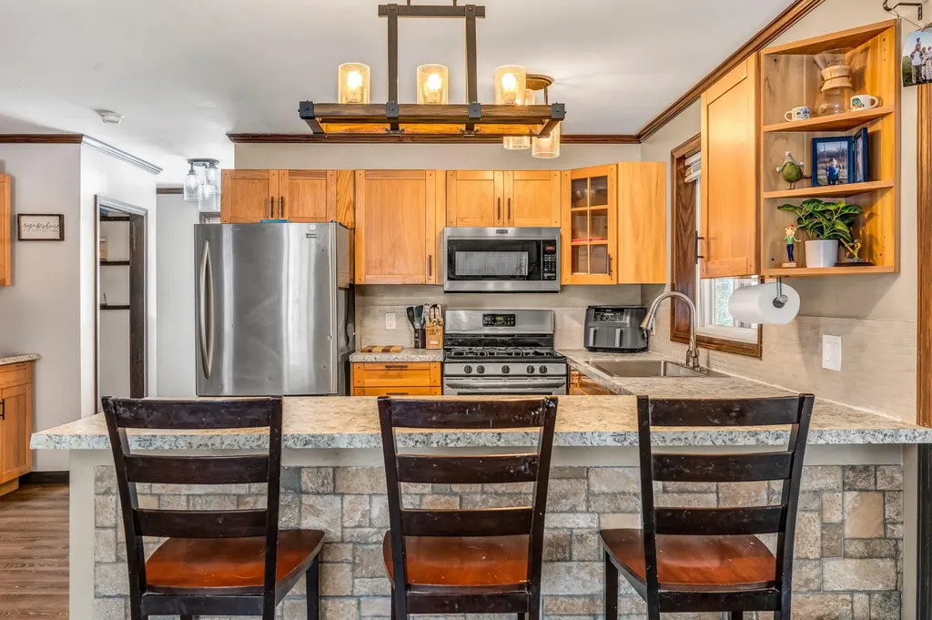 25 Mountain High Drive Orrington ME 04474