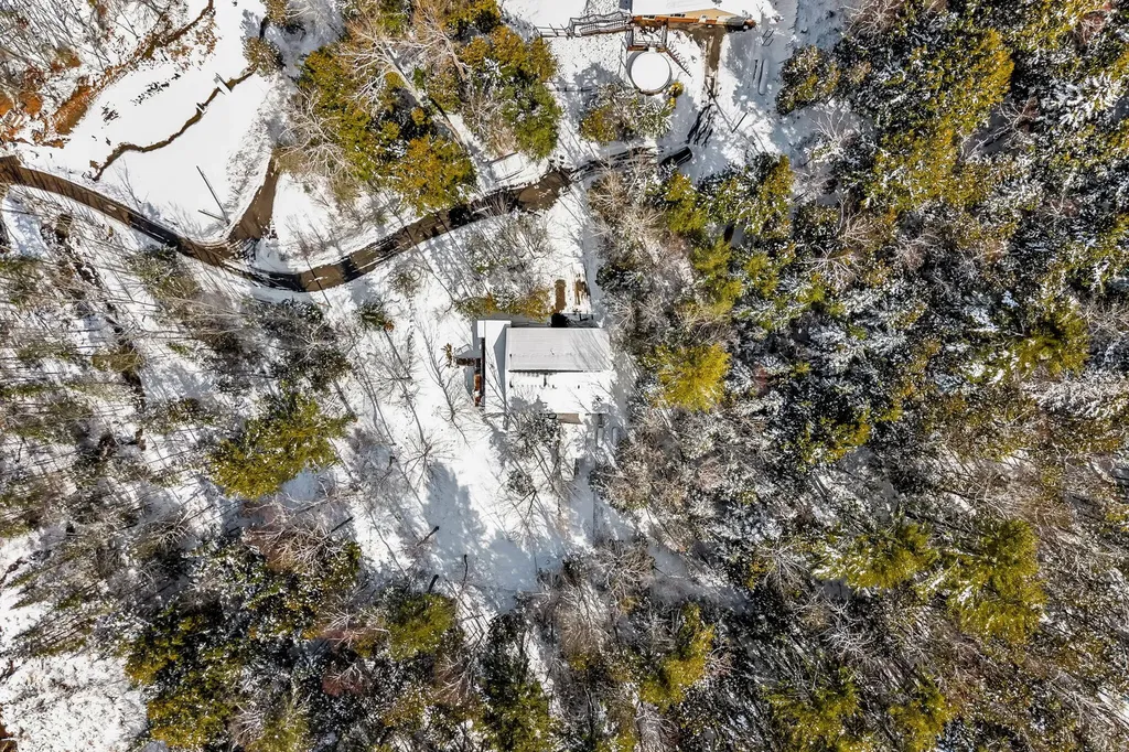 25 Mountain High Drive Orrington ME 04474