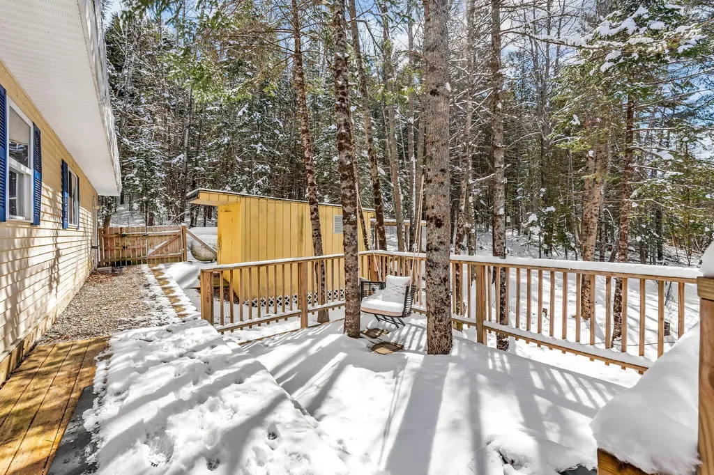 25 Mountain High Drive Orrington ME 04474