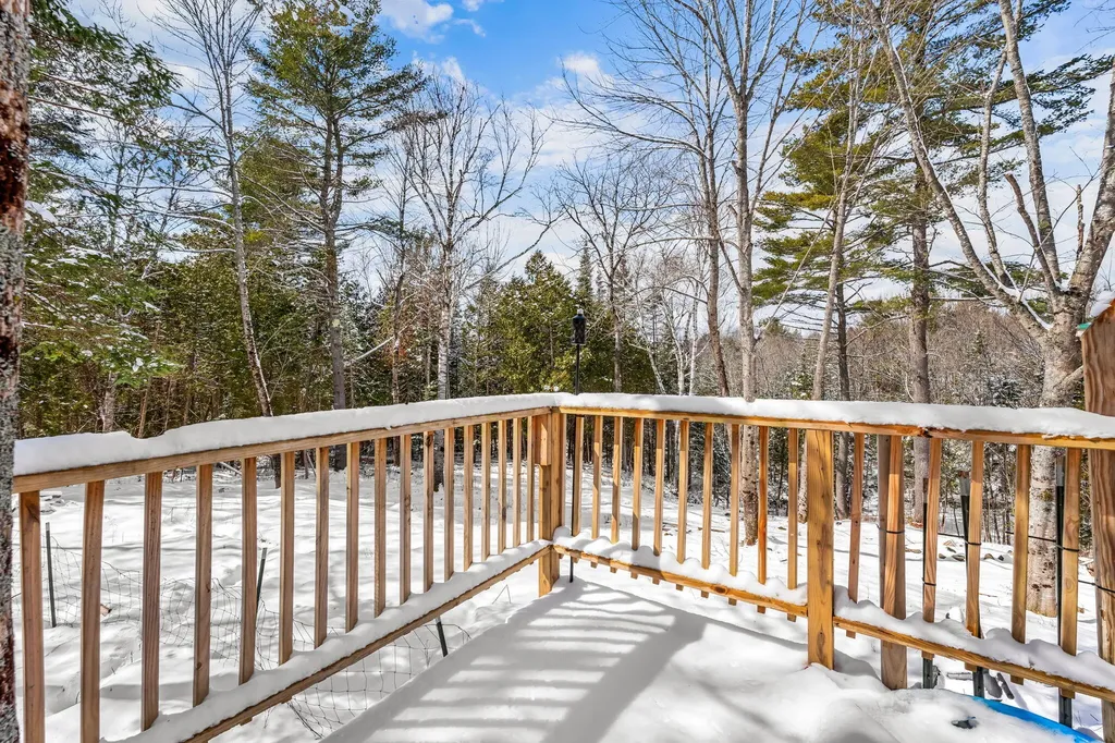 25 Mountain High Drive Orrington ME 04474