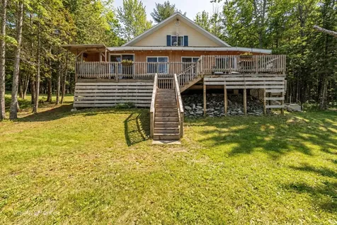 25 Mountain High Drive Orrington ME 04474