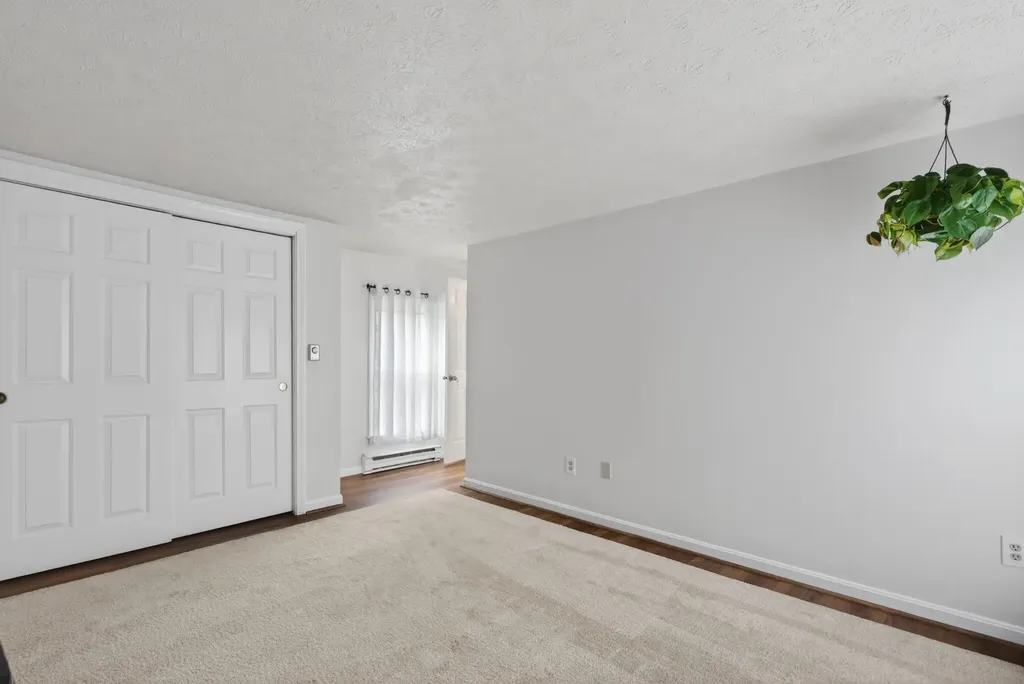 14 Summer Street Kennebunk ME 04043